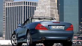 Mercedes SL 2002 - widok z tyłu