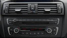 BMW 118i 2012 - panel sterowania wentylacją i nawiewem