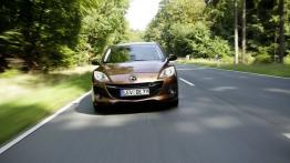 Mazda 3 hatchback 2012 - widok z przodu