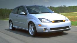 Ford Focus SVT 2002 - widok z przodu