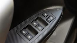 Mitsubishi Eclipse Cross 1.5 T 163 KM - galeria redakcyjna (2) - widok ogólny wnętrza z przodu