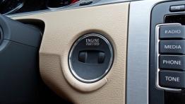 Volkswagen CC 2.0 TDI CR 177KM - galeria redakcyjna (2) - przycisk do uruchamiania silnika