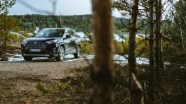 Toyota RAV4 2.5 Hybrid Dynamic Force 218 KM - galeria redakcyjna (2) - widok z przodu