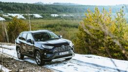 Toyota RAV4 2.5 Hybrid Dynamic Force 218 KM - galeria redakcyjna (2) - widok z przodu