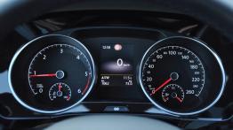 Volkswagen Touran 2.0 TDI 150 KM (wnętrze) - galeria redakcyjna - zestaw wskaźników