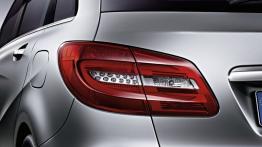 Mercedes B200 CDI 2012 - lewy tylny reflektor - wyłączony