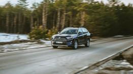 Toyota RAV4 2.5 Hybrid Dynamic Force 218 KM - galeria redakcyjna (2) - widok z przodu