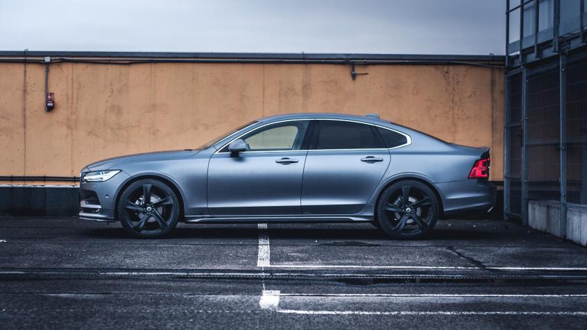 Volvo S90 II Sedan 2.0 T4 190KM 140kW 2017-2020