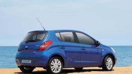 Hyundai i20 - prawy bok