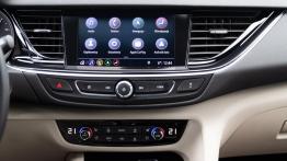 Opel Insignia II Country Tourer 2.0 CDTI 210KM 154kW 2017-2020