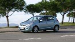 Hyundai i20 - lewy bok
