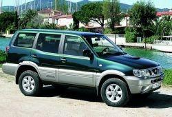Nissan Terrano II 2.4 i 12V 118KM 87kW 1996-2000