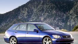 Lexus IS 2001 - prawy bok