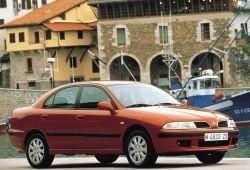 Mitsubishi Carisma Sedan 1.6 99KM 73kW 1999-2004