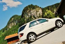 Mercedes Klasa M W164 Off-roader 4.0 V8 (420 CDI) 306KM 225kW 2006-2008 - Oceń swoje auto