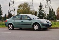 Renault Megane II Sedan 2.0 i 16V 135KM 99kW 2003-2008 - Oceń swoje auto