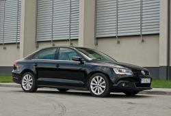 Volkswagen Jetta VI Sedan