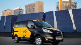 Nissan e-NV200 Barcelona Taxi (2014) - prawy bok