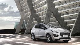 Peugeot 3008 HYbrid4 Facelifting (2014) - widok z przodu