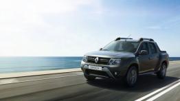 Renault Duster Oroch (2015) - widok z przodu