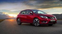 Nissan Pulsar 1.6 DIG-T (2015) - prawy bok
