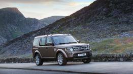Land Rover Discovery IV (2015) - widok z przodu
