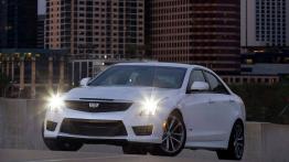 Cadillac ATS-V Sedan (2016) - widok z przodu