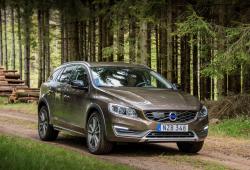 Volvo V60 I Cross Country
