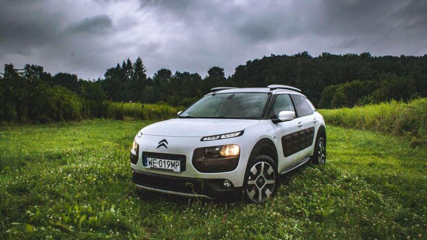 Citroen C4 Cactus Crossover 1.2 PureTech 110KM 81kW 2014-2017