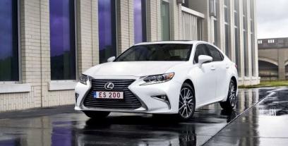 Lexus ES VI (XV60) Sedan Facelifting 250 184KM 135kW 2016-2017