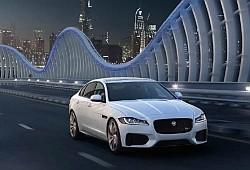 Jaguar XF - czarny charakter