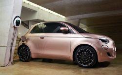 Fiat 500 II 3+1 Electric 37 kW 118KM 87kW 2021-2022 - Oceń swoje auto