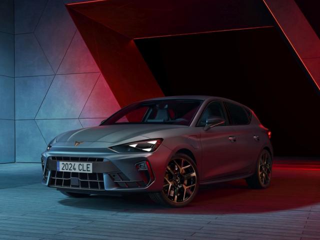 Cupra Leon II Hatchback Facelifting 2.0 TSI 300KM 221kW od 2024