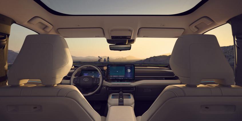 Toyota Highlander przechodzi na prąd i rzuca wyzwanie Kii EV9