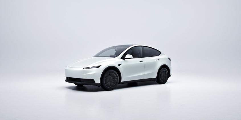 Nowe wersje samochodów Tesla. Model 3 i Model Y w wersji Standard poniżej 100 000 zł