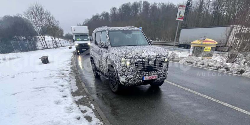 Nowe Mitsubishi Pajero będzie prawdziwą terenówką. Znamy datę premiery