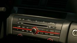 Mazda 3 - radio/cd
