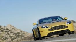 Aston Martin V12 Vantage S (2013) - widok z przodu
