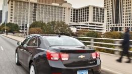 Chevrolet Malibu Eco 2013 - widok z tyłu