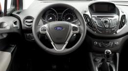 Ford Tourneo Courier (2013) - kokpit