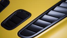 Aston Martin V12 Vantage S (2013) - maska zamknięta