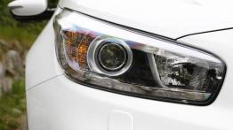 Kia ceed II GT (2013) - prawy przedni reflektor - wyłączony