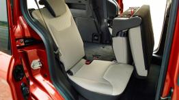 Ford Tourneo Courier (2013) - tylna kanapa złożona, widok z boku