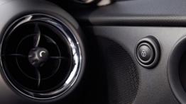 Mini Paceman John Cooper Works Package (2013) - drzwi pasażera od wewnątrz