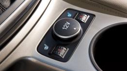 Ford Escape 2013 - sterowanie podgrzewaniem foteli