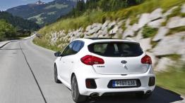 Kia ceed II GT (2013) - widok z tyłu