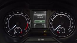 Skoda Octavia III RS Liftback (2013) - panel wskaźników