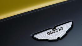 Aston Martin V12 Vantage S (2013) - emblemat