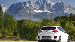 Kia ceed II GT (2013) - widok z tyłu