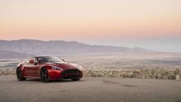 Aston Martin V12 Vantage S (2013) - widok z przodu